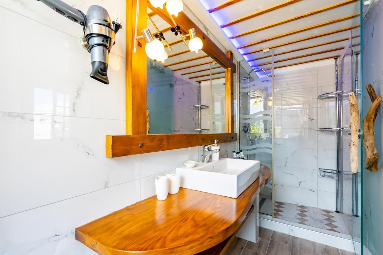 Cava D"Oro Suites Rhodes City Exteriör bild