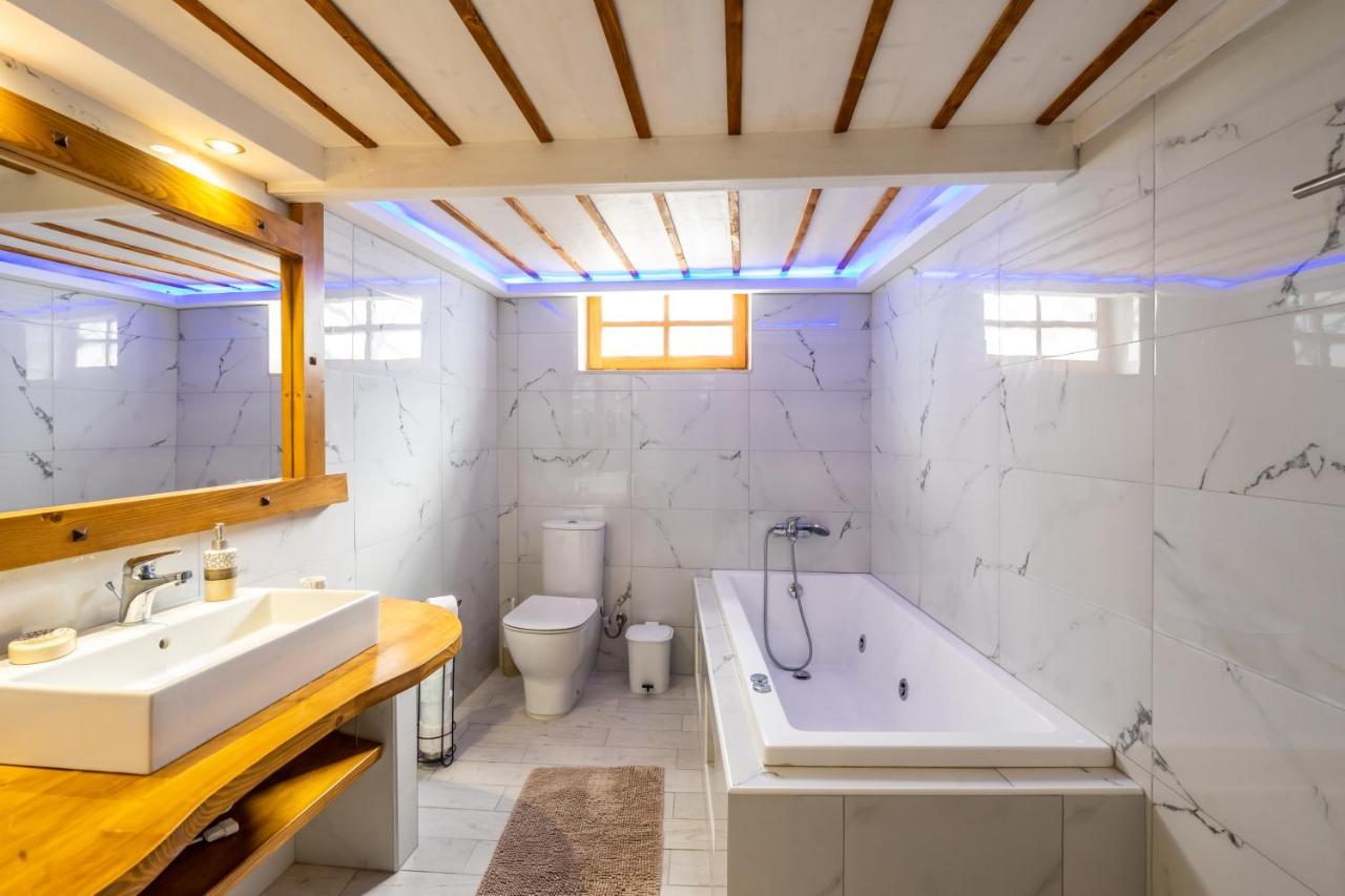 Cava D"Oro Suites Rhodes City Exteriör bild
